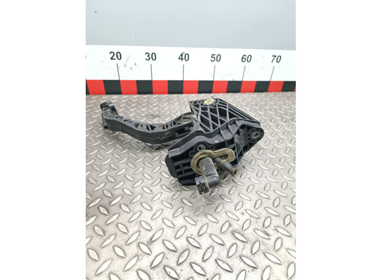 Педаль сцепления к Volkswagen Polo, 2018г.