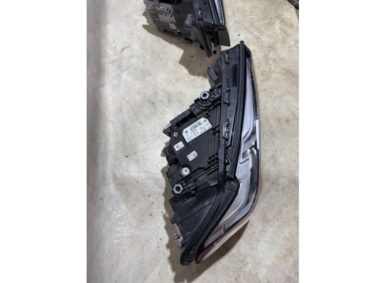 Фара передняя (комплект) к BMW M5 F90, 2022г.