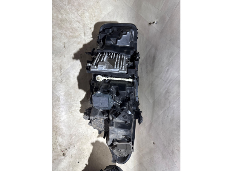 Фара передняя (комплект) к BMW M5 F90, 2022г.