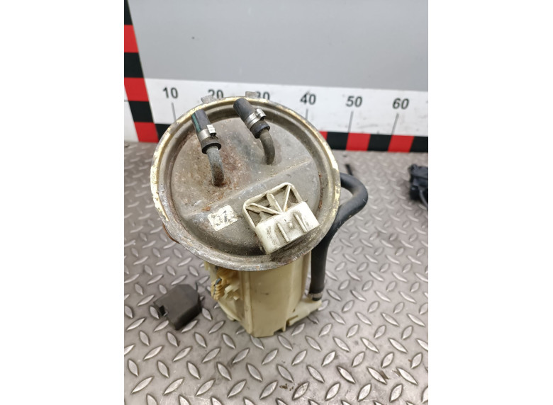 Насос топливный к Opel Corsa, 1998г.