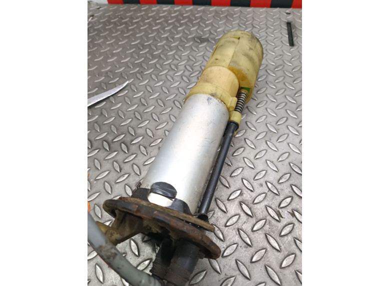 Насос топливный к Iveco Daily, 2003г.