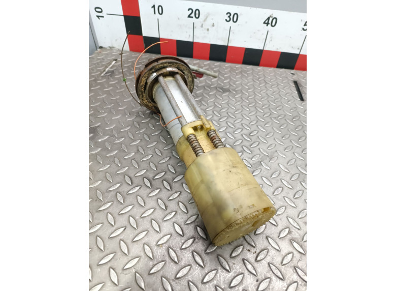 Насос топливный к Iveco Daily, 2004г.