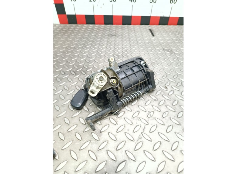 Ручка наружная передняя правая к Ручка наружная передняя правая к Peugeot 406 undefined г. 406