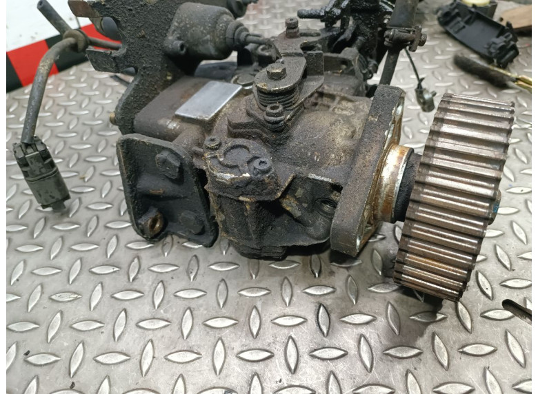 ТНВД к Nissan Vanette, 1998г.