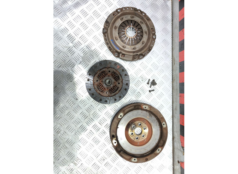 Комплект сцепления к Opel Vectra, 1998г.