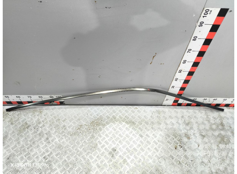 Молдинг крыши к Mercedes E W210, 1998г.