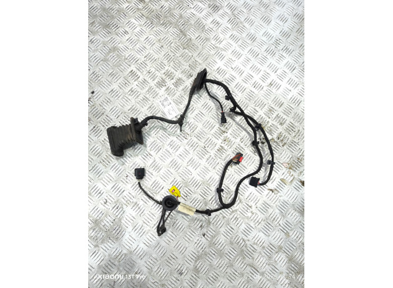 Проводка двери передней левой к Volkswagen Passat, 2006г.