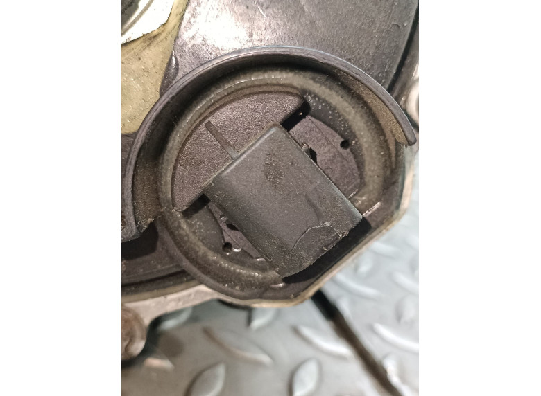 Генератор к Mercedes S W220, 2002г.