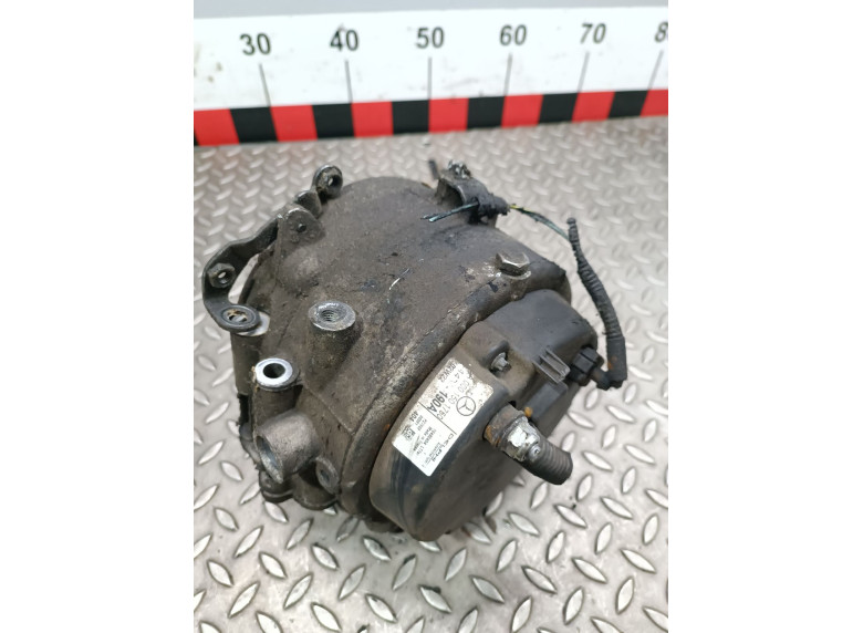 Генератор к Mercedes C W203, 2002г.