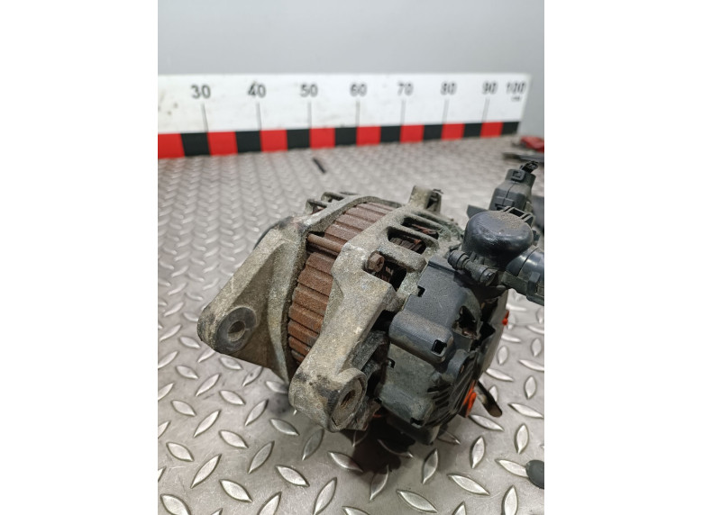 Генератор к Kia Ceed, 2007г.