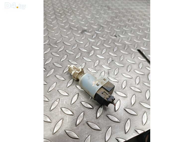 Датчик педали тормоза (лягушка) к Fiat Marea undefined г.