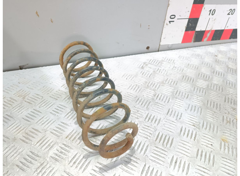 Пружина задняя к Volkswagen Golf, 1994г.