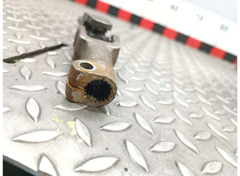 Рулевой карданчик к Volkswagen Golf, 1994г.