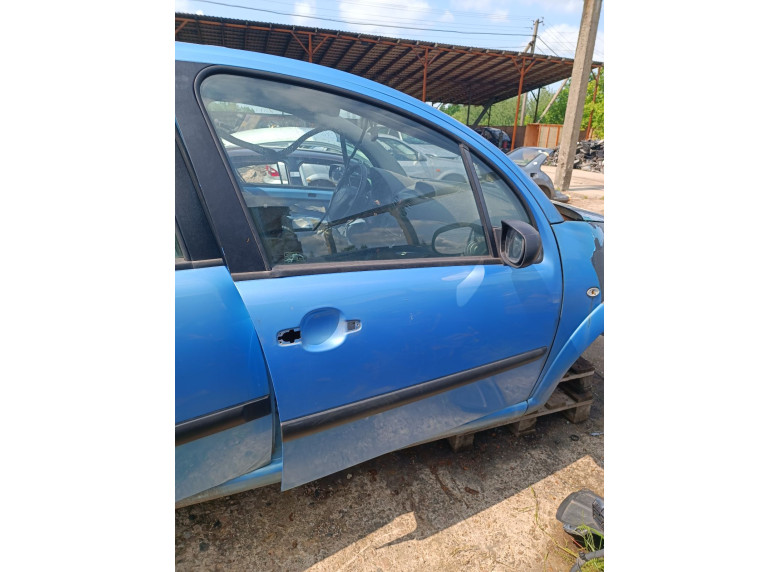 Дверь передняя правая к Citroen C3, 2004г.