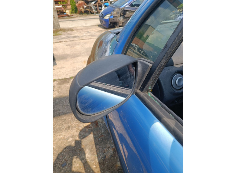 Зеркало наружное левое к Citroen C3, 2004г.