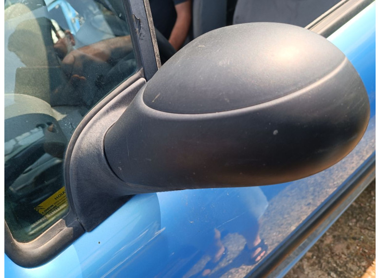 Зеркало наружное левое к Citroen C3, 2004г.