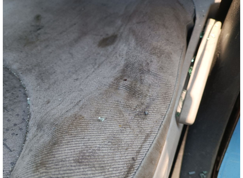 Сиденье переднее левое к Citroen C3, 2004г.