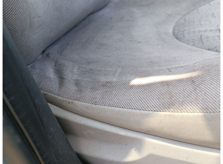 Сиденье переднее правое к Citroen C3, 2004г.
