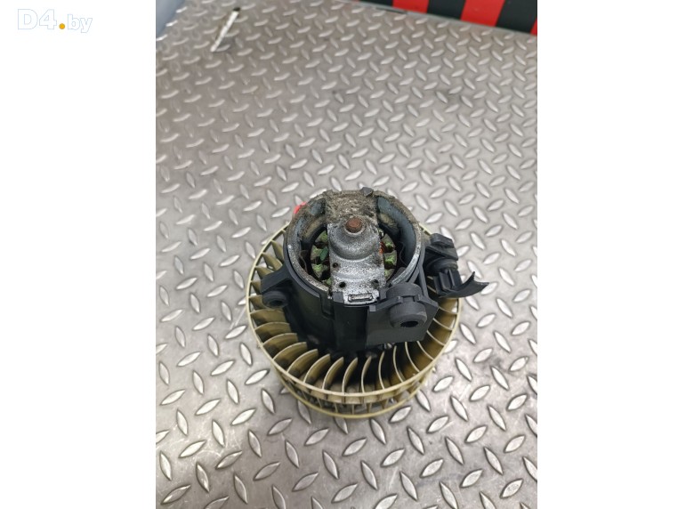 Моторчик печки к Mercedes AW168 undefined г.