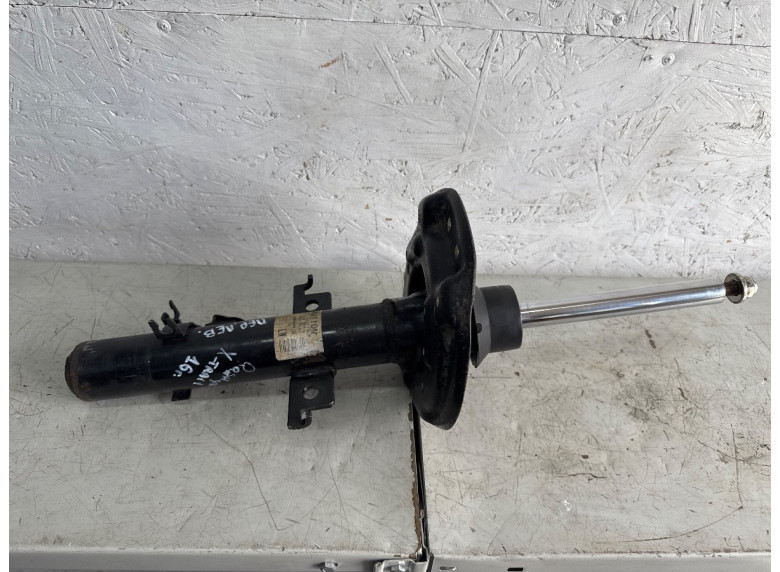 Амортизатор передний левый к Nissan Qashqai