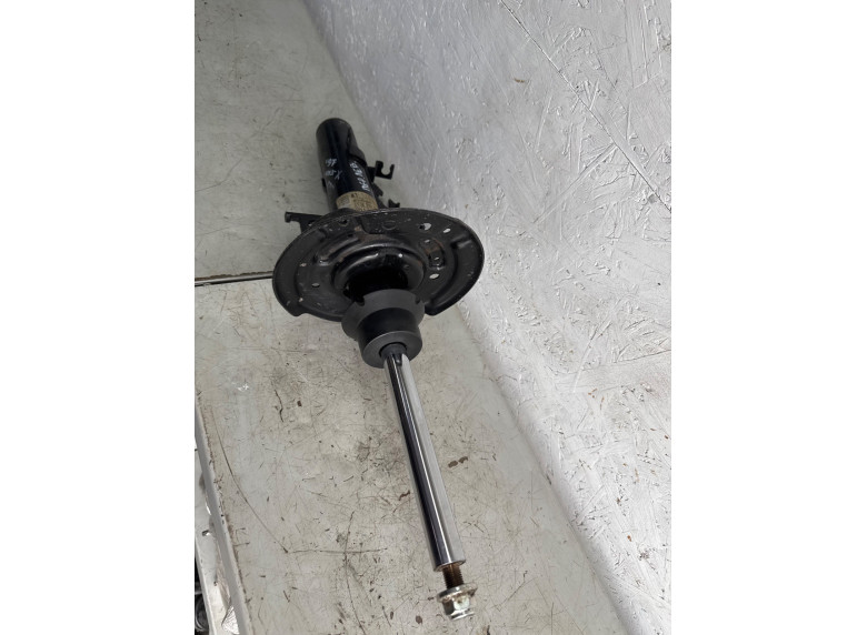 Амортизатор передний левый к Амортизатор передний левый к Nissan Qashqai undefined г. Qashqai