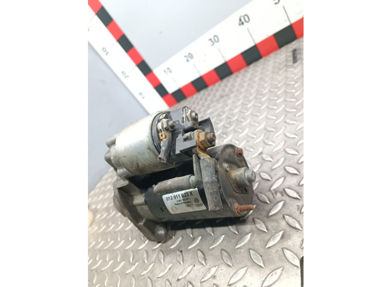 Стартер к Volkswagen Passat, 1999г.