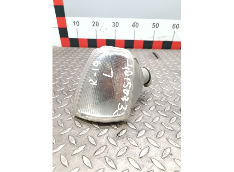 Поворотник левый к Renault 19