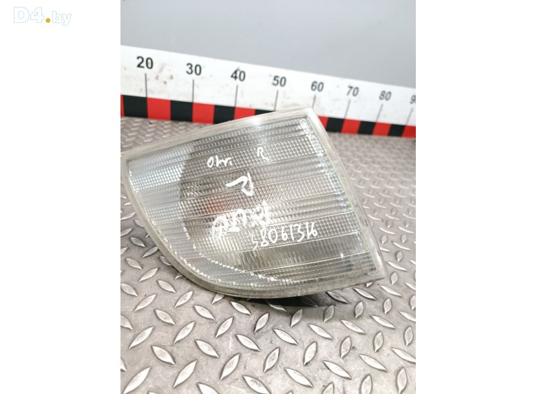 Поворотник правый к Mercedes VitoW638 undefined г.