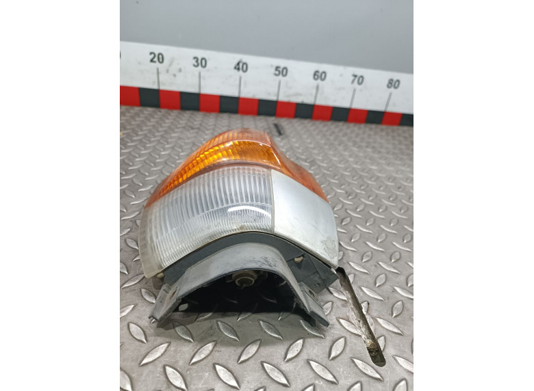 Поворотник левый к Nissan Atlas, 1996г.