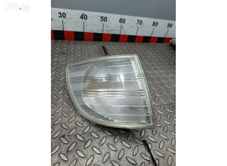 Поворотник правый к Mercedes VitoW638 undefined г.