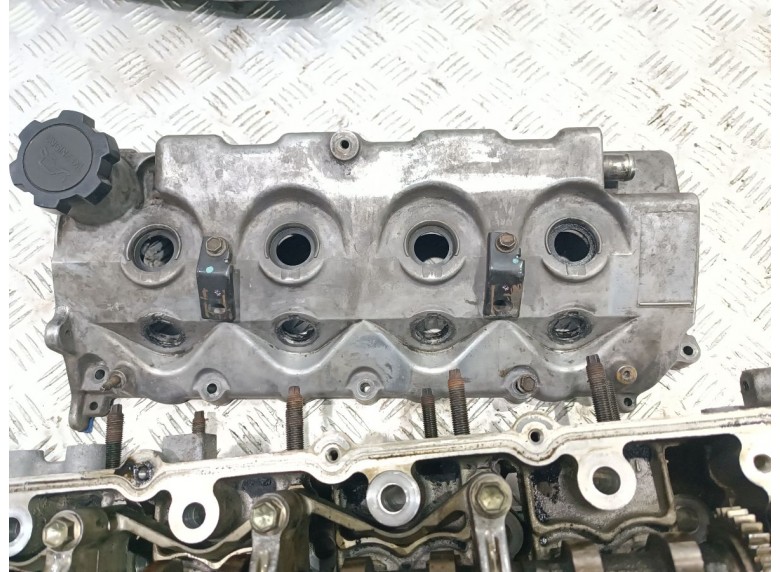 Головка блока цилиндров к Головка блока цилиндров к Toyota Avensis undefined г. Avensis