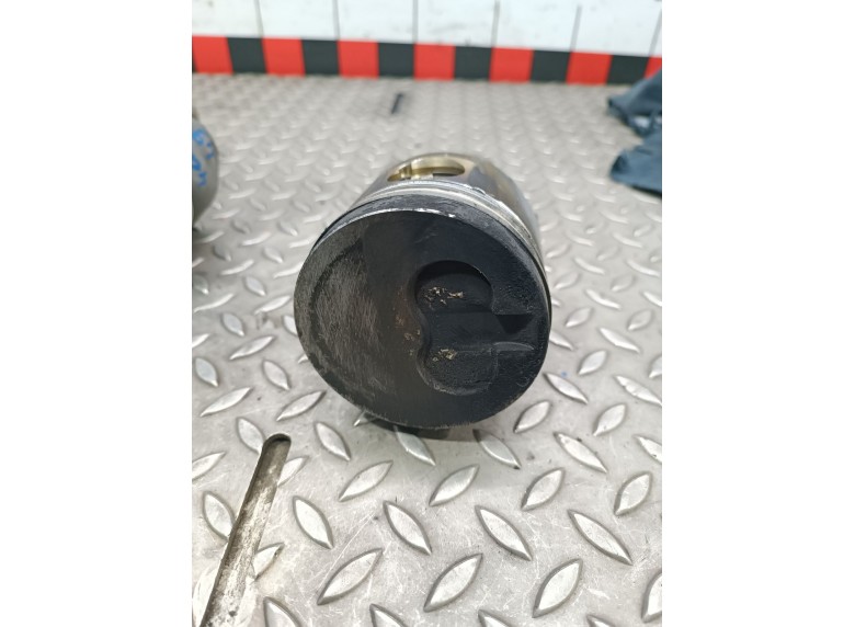 Поршень к Поршень к Peugeot 406 undefined г. 406