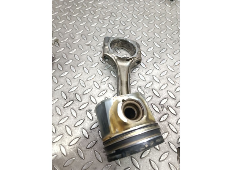 Поршень к Поршень к Toyota Avensis undefined г. Avensis