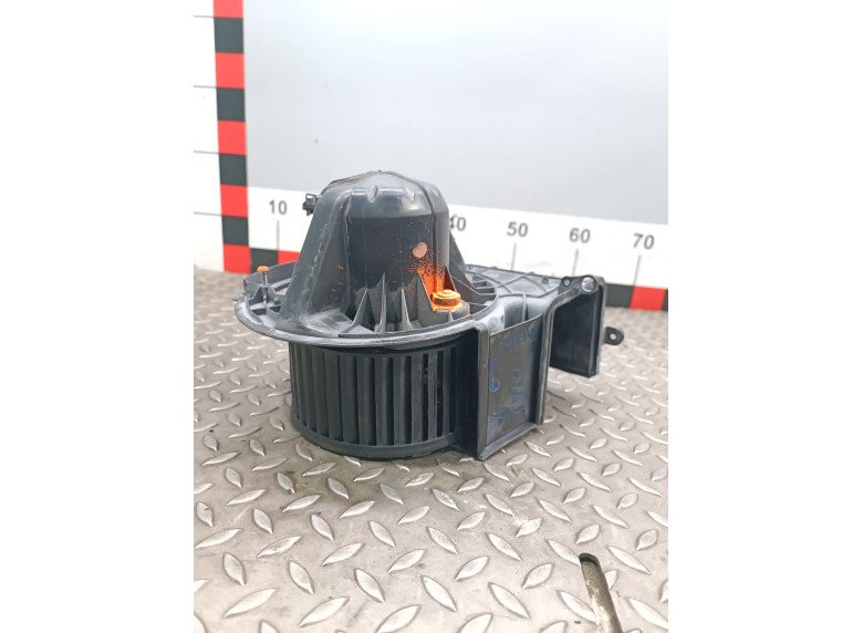 Моторчик печки к BMW X6, 2008г.