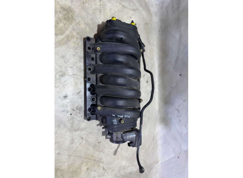 Коллектор впускной к BMW 8 E31, 2001г.