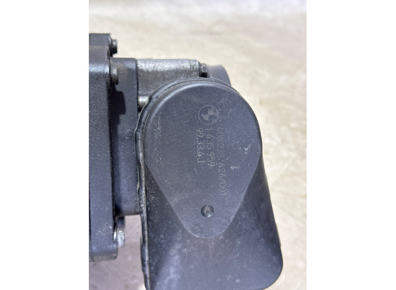 Заслонка дроссельная к BMW X5 E53, 2001г.