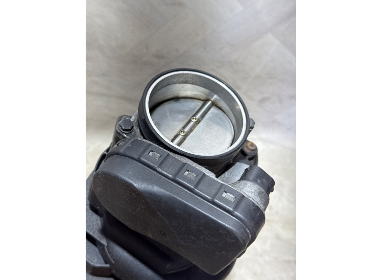 Заслонка дроссельная к BMW X5 E53, 2001г.