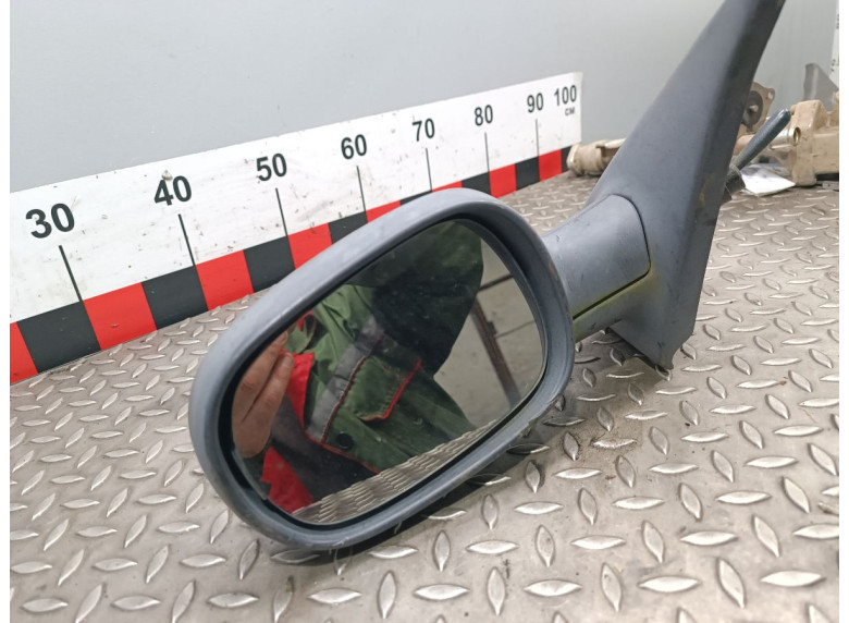 Зеркало наружное левое к Renault Megane, 1998г.