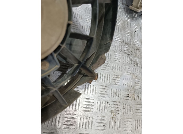 Вентилятор кондиционера к Вентилятор кондиционера к Toyota Avensis undefined г. Avensis