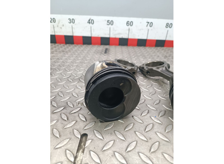 Поршень к Volkswagen LT, 1995г.