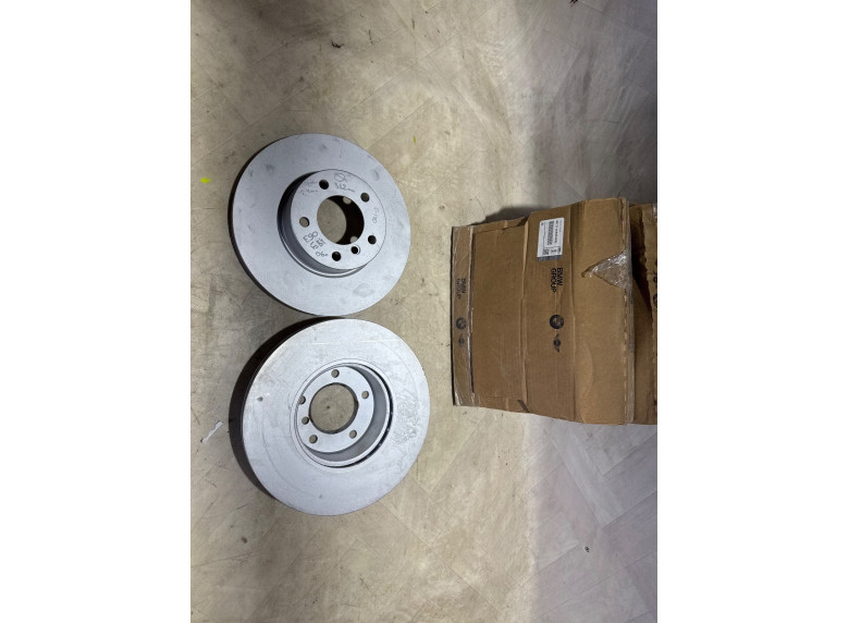 Диск тормозной передний к BMW 3 E90/E91/E92/E93, 2006г.