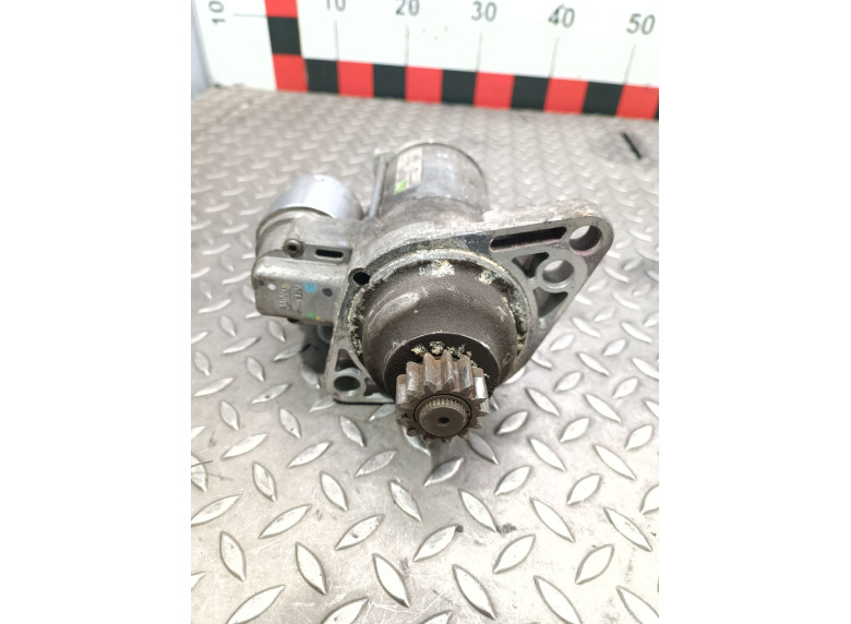 Стартер к Volkswagen Golf, 2008г.