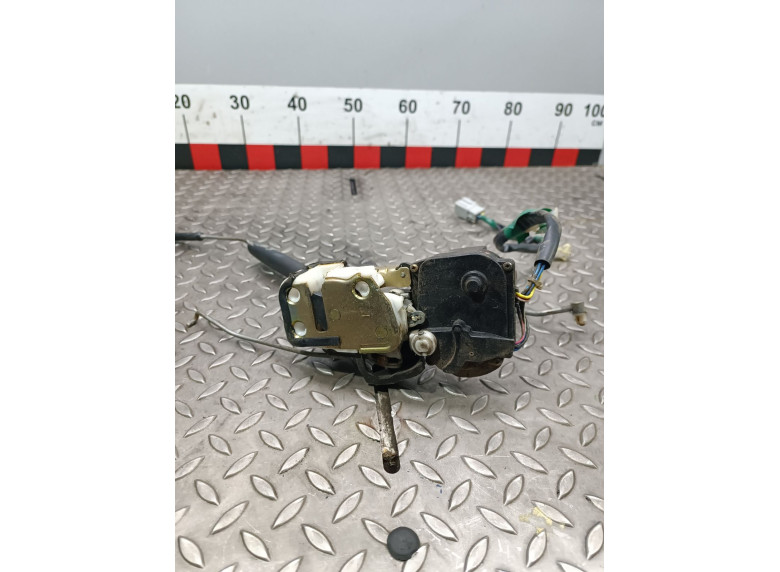 Замок двери передней левой к Rover 600