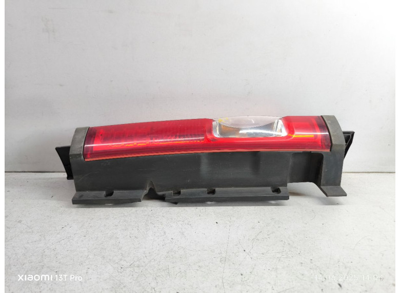 Фонарь задний правый к Фонарь задний правый к Opel Vivaro undefined г. Primastar