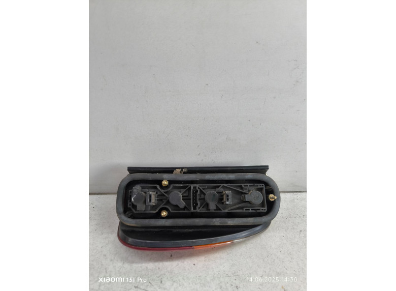 Фонарь задний правый к Volkswagen Caddy, 1999г.