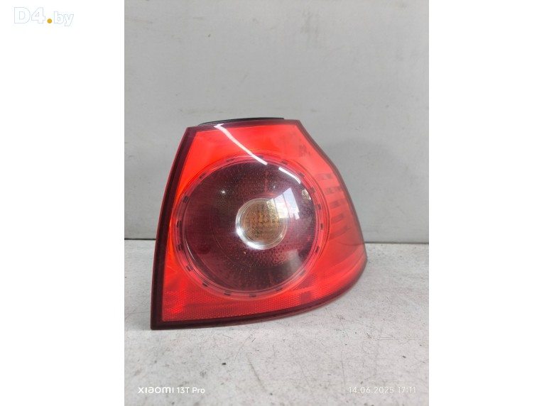 Фонарь задний правый к Volkswagen Golf undefined г.