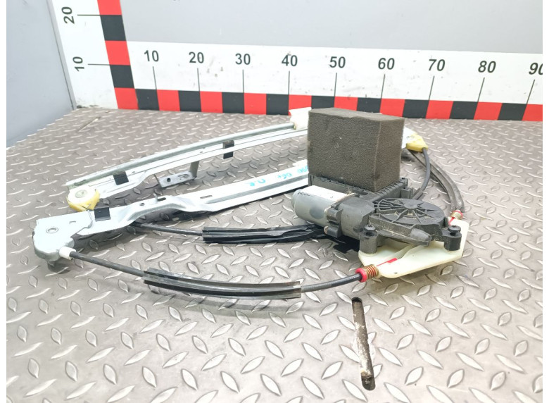Стеклоподъемник электрический передний правый к Citroen C4 Picasso, 2006г.