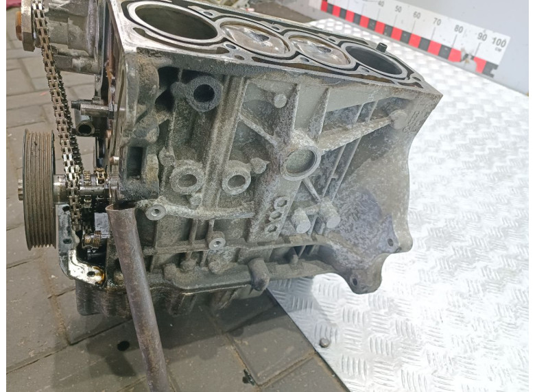 Блок цилиндров к Volkswagen Golf, 2007г.