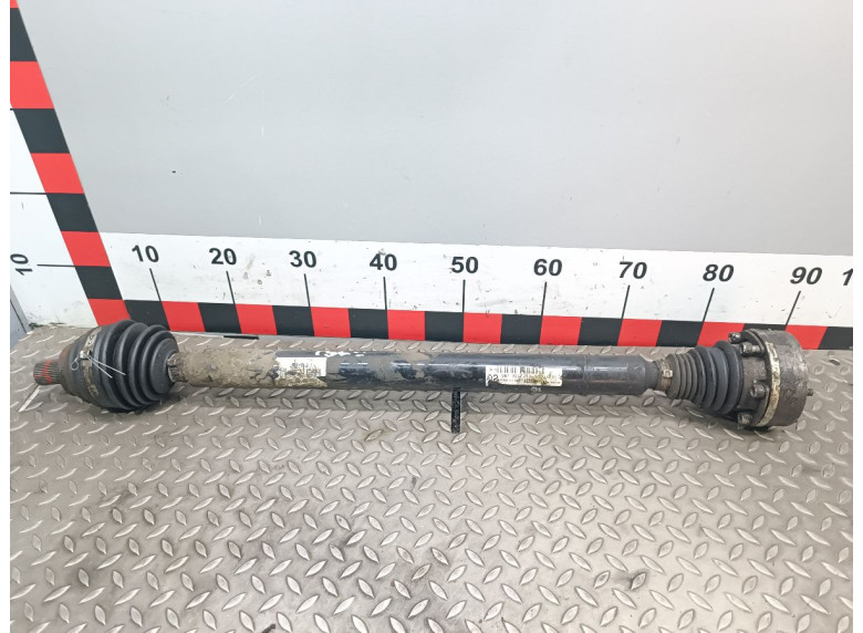 Полуось передняя правая (приводной вал, ШРУС) к Volkswagen Passat, 2007г.