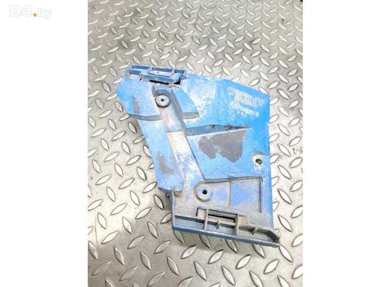 Кронштейн крепления бампера заднего к Mercedes VitoW638 undefined г.